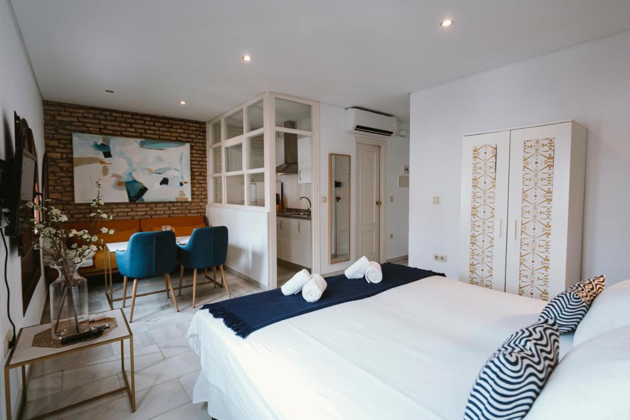 Complete Studio With Terrace - 1Bth- La Giralda Sevilha Exterior foto
